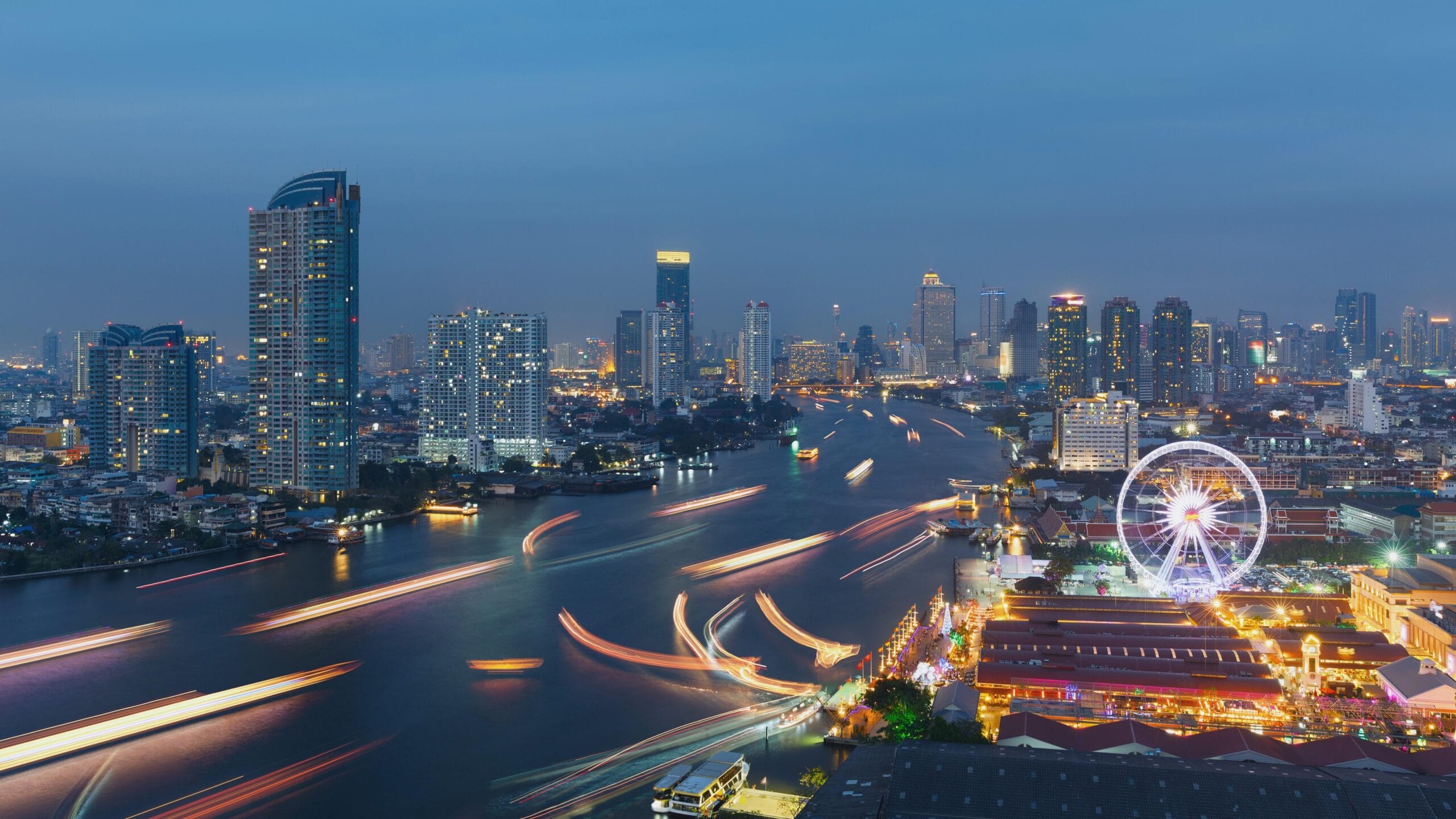 Working and Living in Bangkok: Legal Tips for Expats